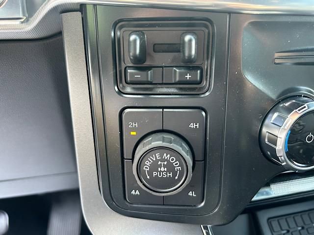 New 2025 Ford F150 Lariat w/ Equipment Group 502A High image 26
