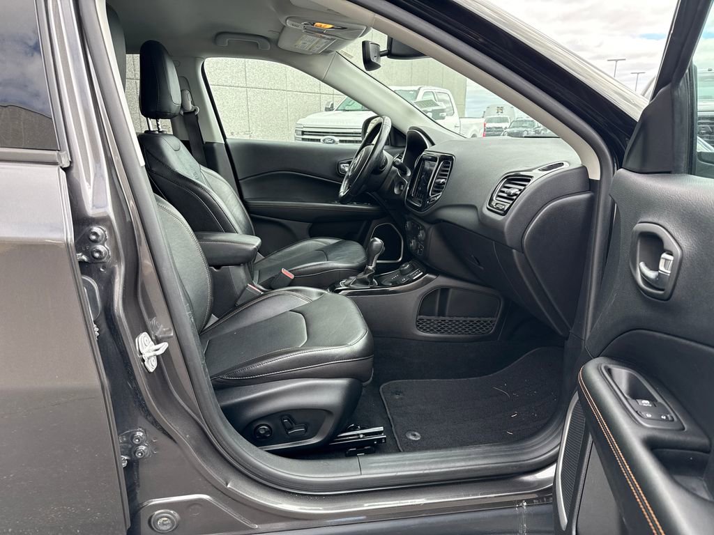 Used 2020 Jeep Compass Limited AWD/4WD image 24