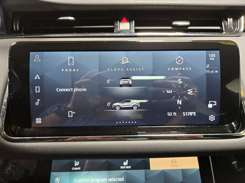 Used 2023 Land Rover Range Rover Evoque R-Dynamic SE image 24