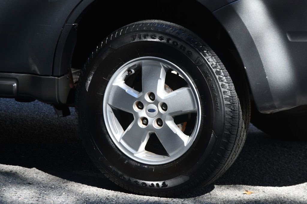 Used 2009 Ford Escape XLT image 10