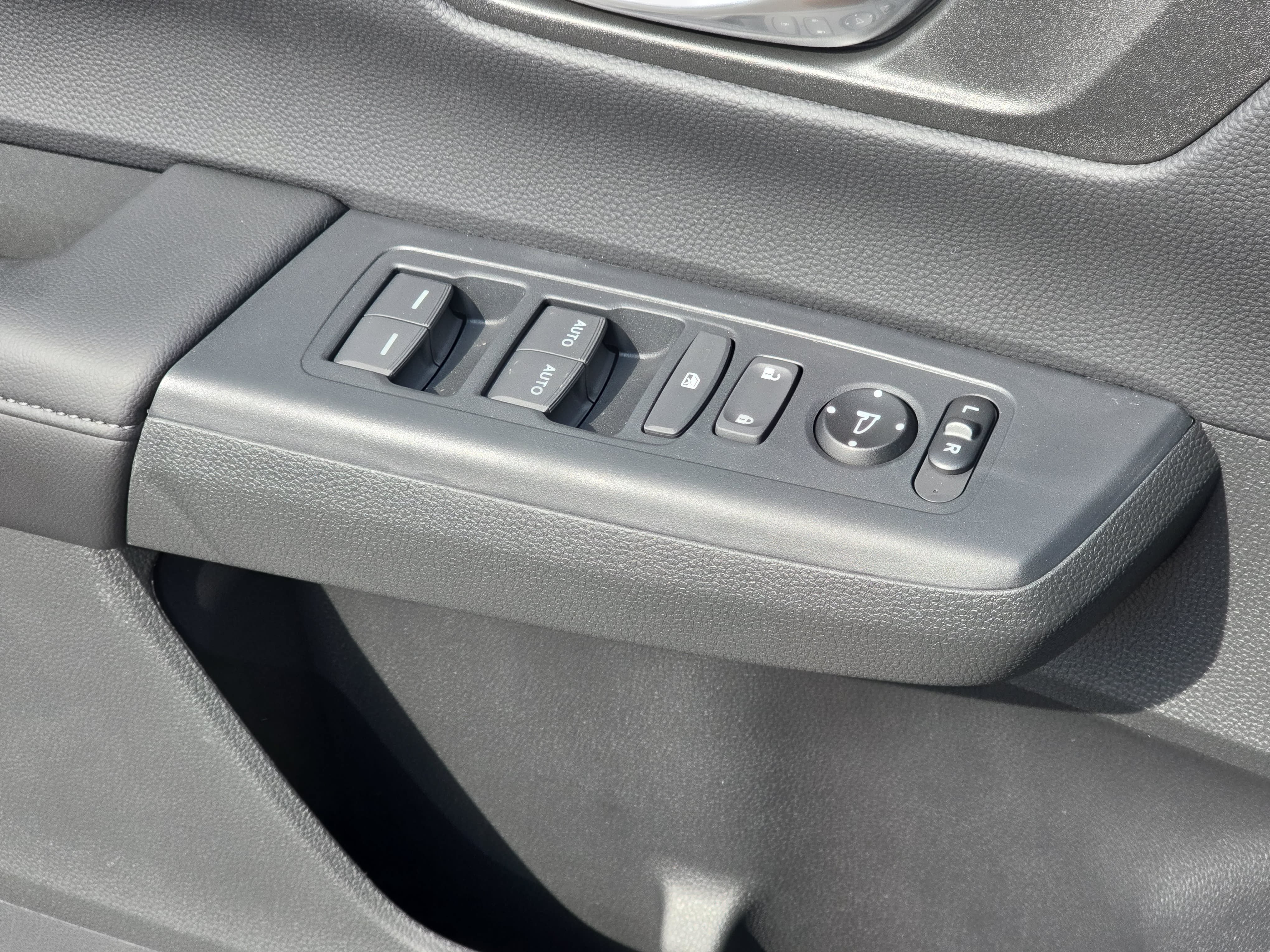 New 2027 Honda CR-V EX image 26