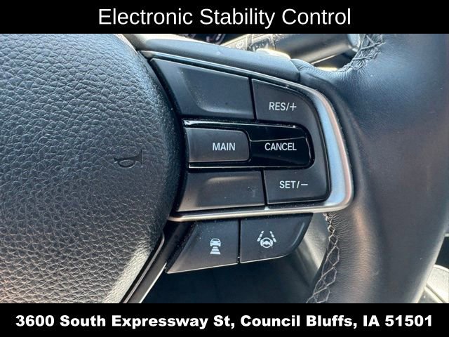 Used 2018 Honda Accord Sport image 18