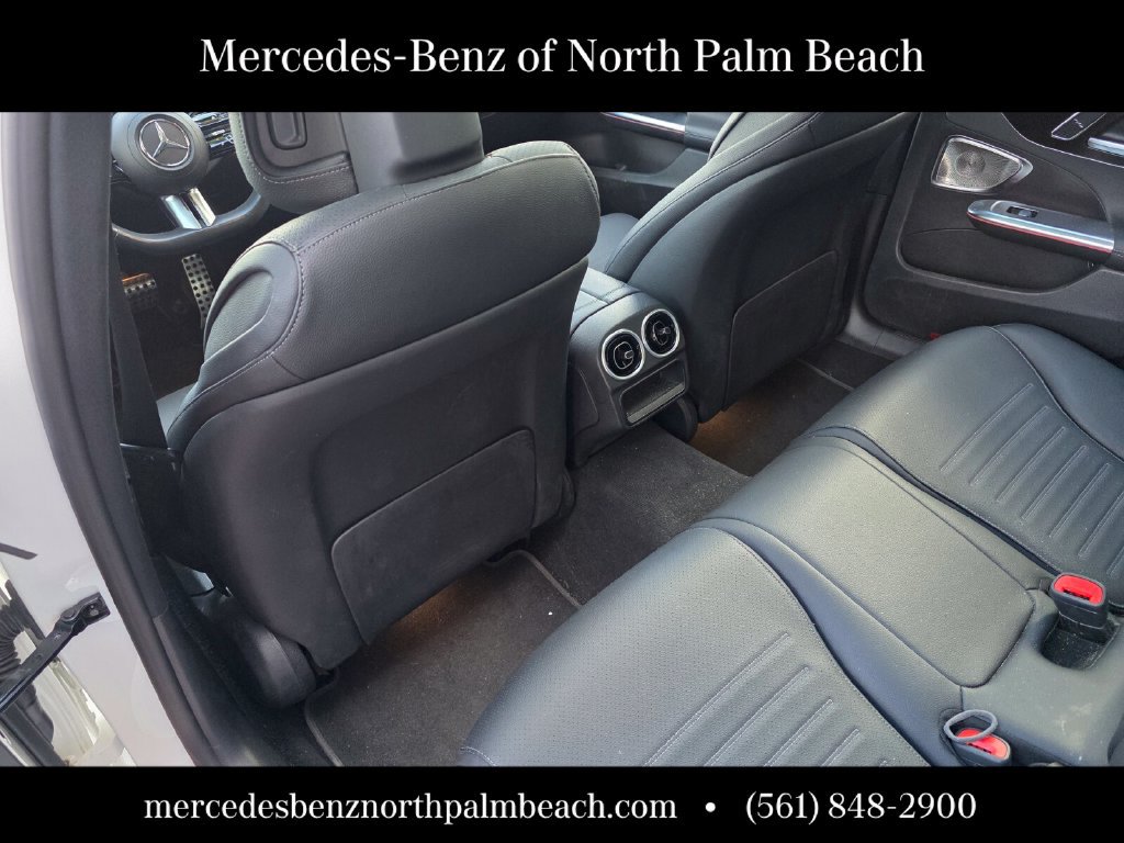 Used 2023 Mercedes-Benz C 300 4MATIC Sedan image 14
