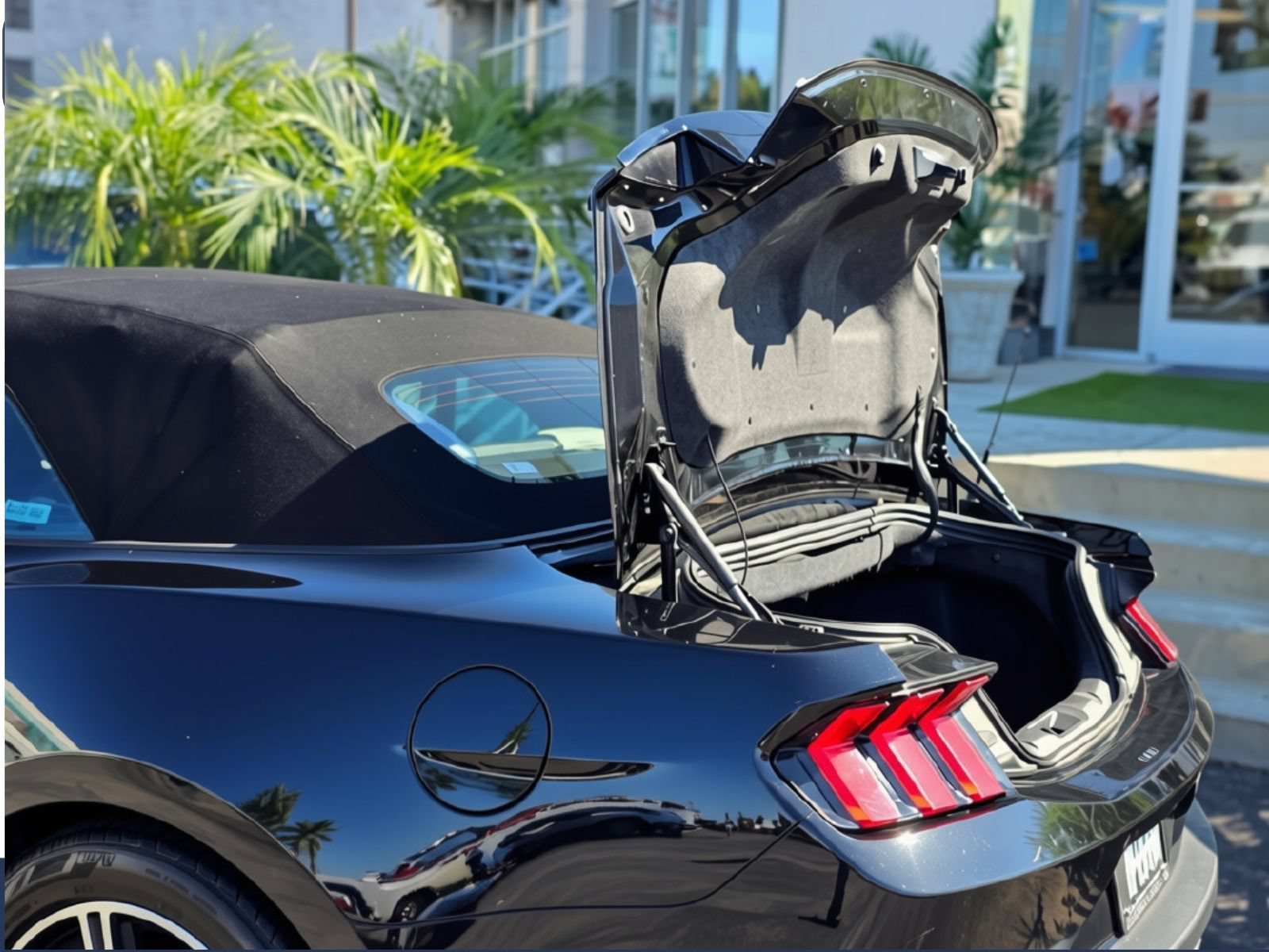 Used 2024 Ford Mustang Premium RWD image 8