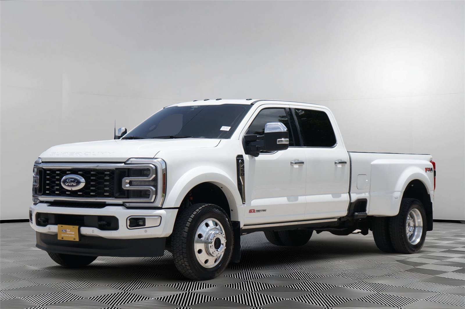 Used 2025 Ford F450 Platinum w/ Platinum Plus Package AWD/4WD image 8