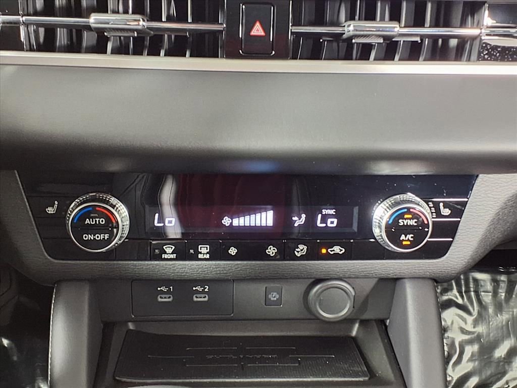 Used 2025 Mitsubishi Outlander SE FWD image 18
