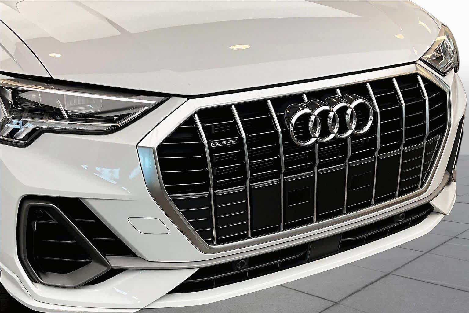 Certified 2024 Audi Q3 2.0T Premium AWD/4WD image 32