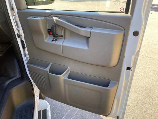 Used 2025 GMC Savana 2500 w/ Driver Convenience Package RWD image 34
