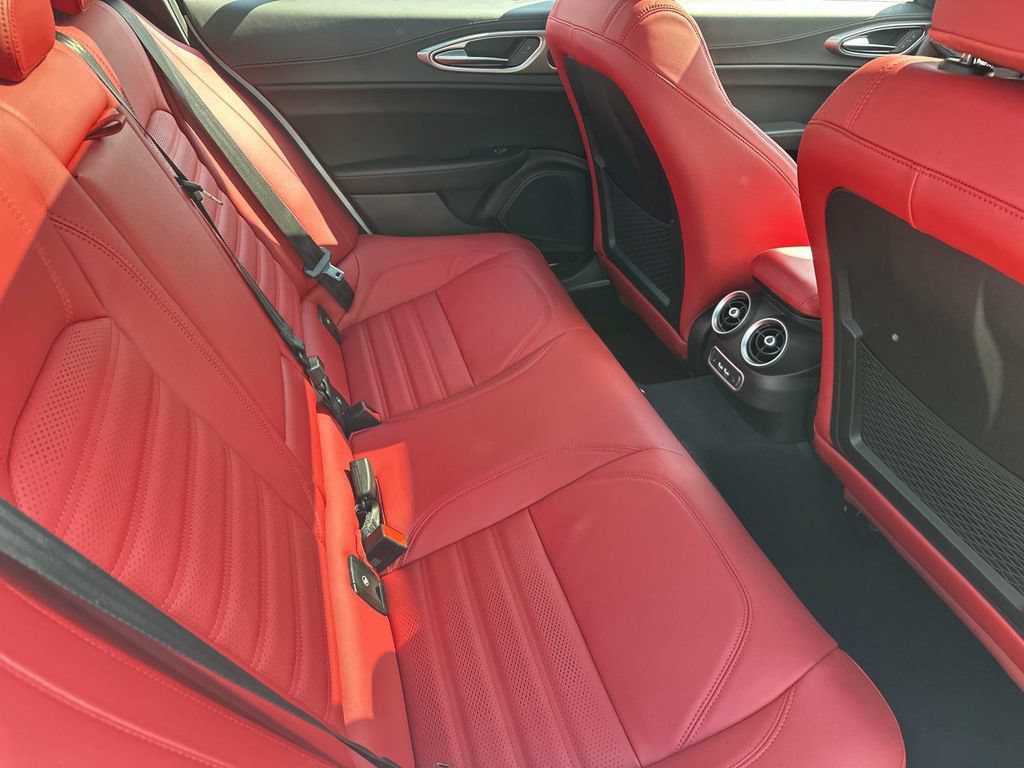 New 2026 Alfa Romeo Giulia AWD image 18