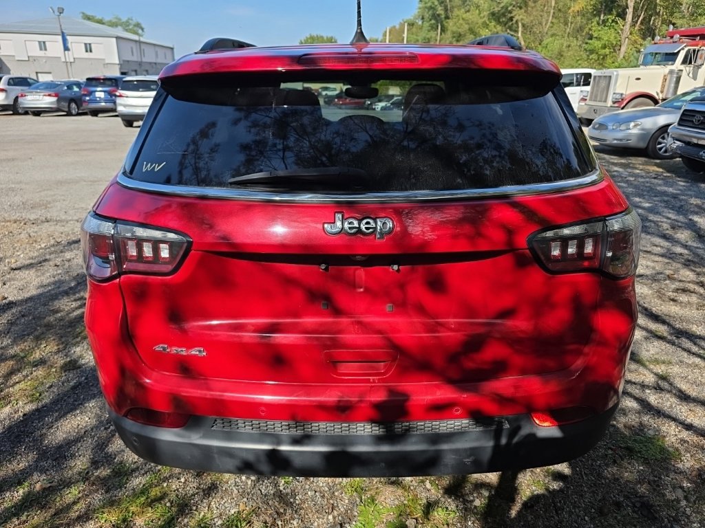 Used 2020 Jeep Compass Latitude AWD/4WD image 7