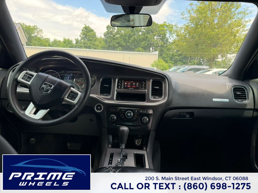 Used 2011 Dodge Charger SE RWD image 19
