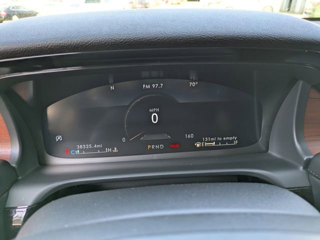 Used 2023 Lincoln Aviator Reserve image 32