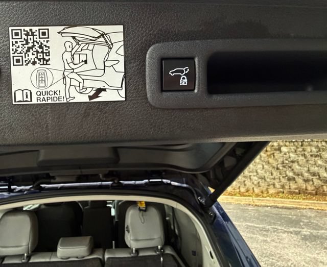 Used 2022 Toyota Sienna XLE FWD image 41