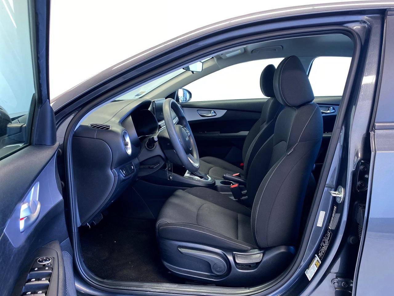 Used 2024 Kia Forte LXS FWD image 16