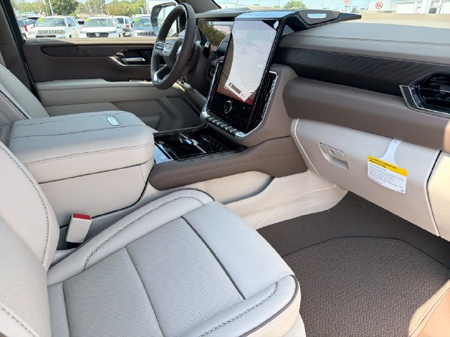 New 2026 GMC Yukon XL Denali w/ Denali Reserve Package AWD/4WD image 21