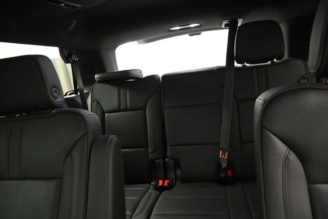 Used 2022 Chevrolet Tahoe RST w/ Luxury Package AWD/4WD image 19