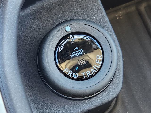 New 2026 Ford Expedition Active image 23