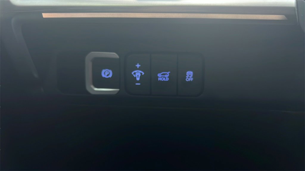 Used 2024 Hyundai Santa Fe Limited image 28