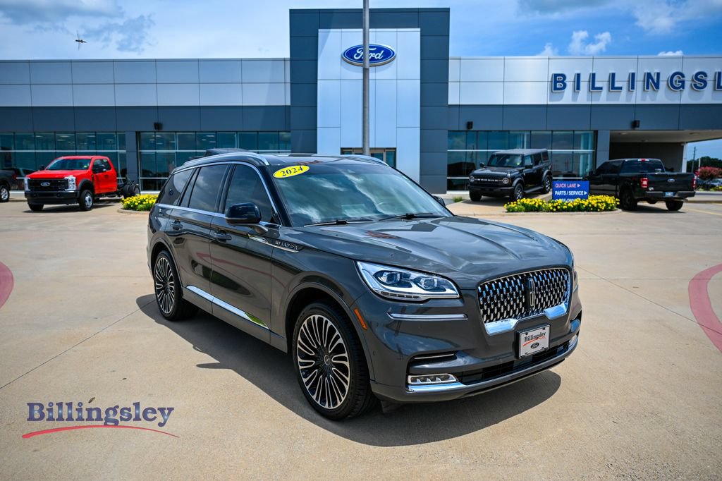 Used 2024 Lincoln Aviator Black Label w/ Class IV Trailer Tow Package