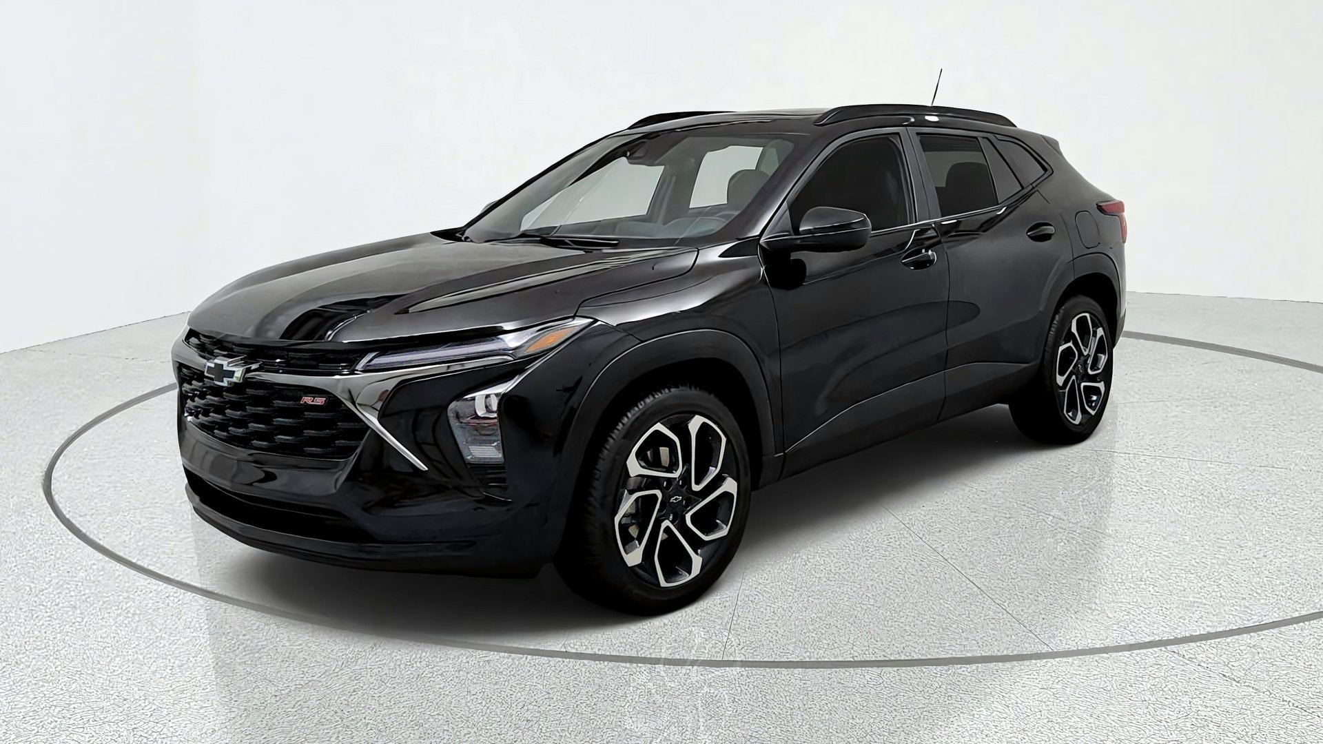 Used 2025 Chevrolet Trax RS w/ Sunroof Package FWD image 1