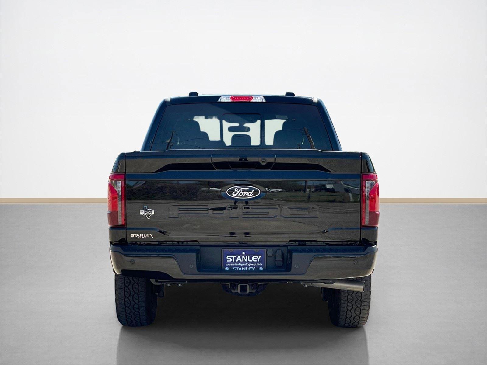 Used 2024 Ford F150 XLT w/ Equipment Group 302A MID image 3