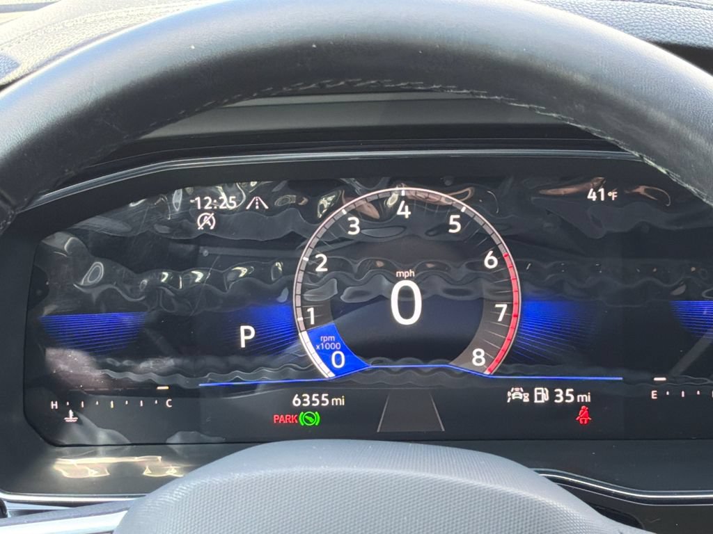 Certified 2023 Volkswagen Jetta SE FWD image 16