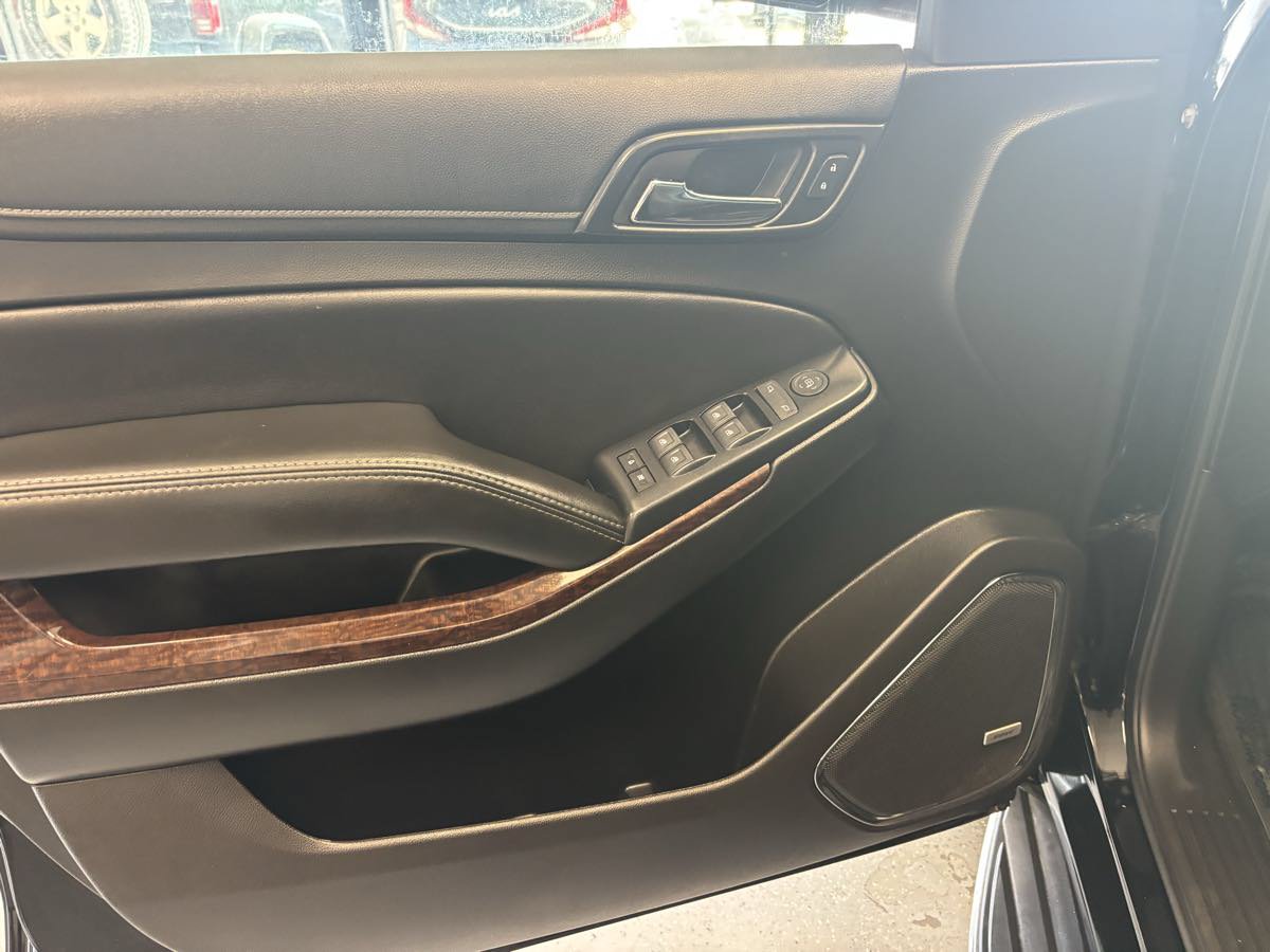 Used 2018 GMC Yukon XL SLE w/ SLE Value Package RWD image 18
