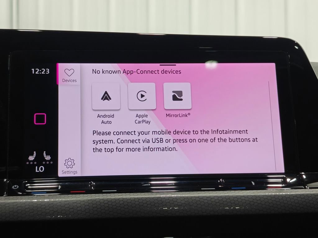 Used 2022 Volkswagen GTI SE image 42