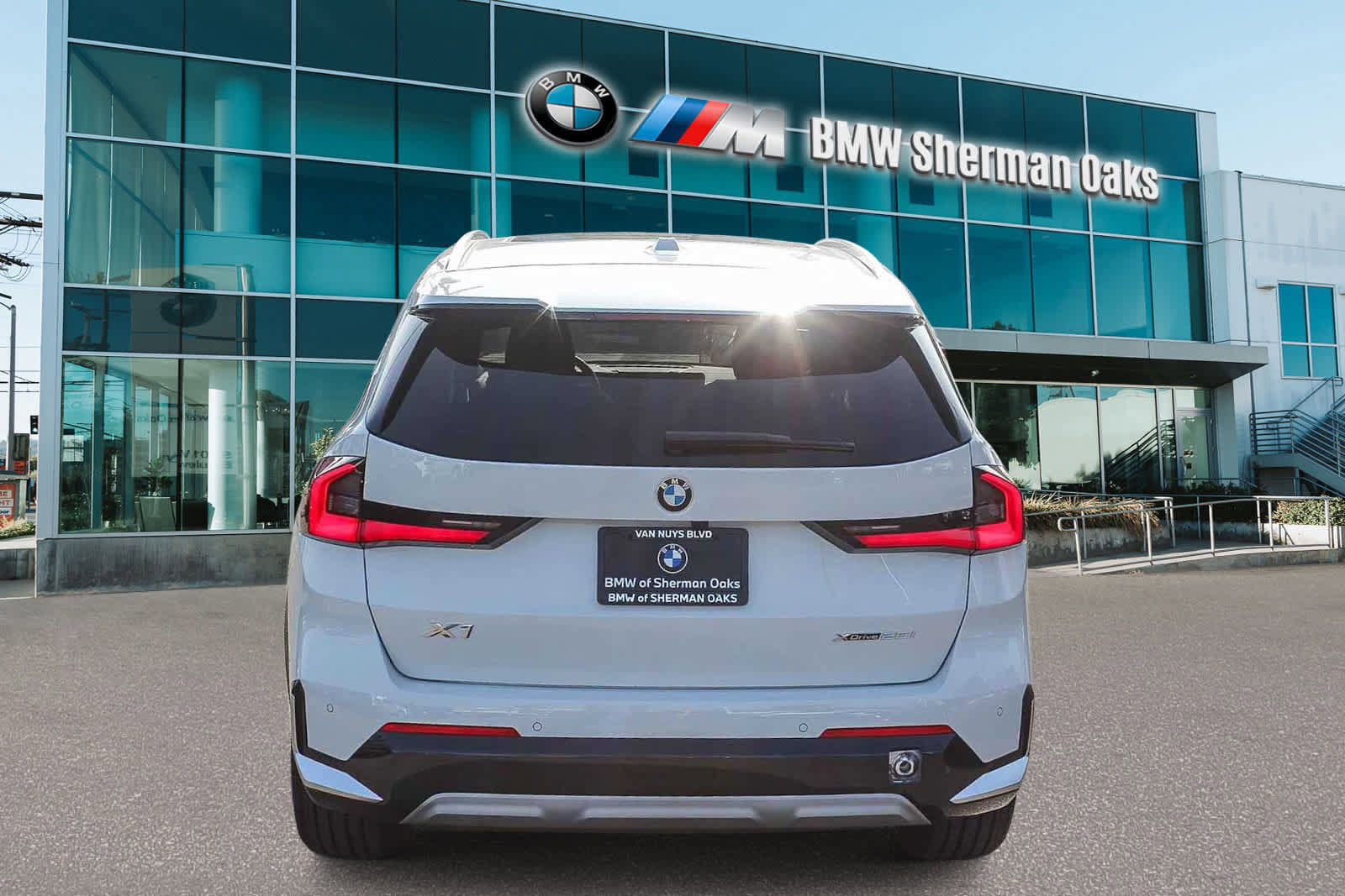 New 2026 BMW X1 xDrive28i w/ Convenience Package image 5