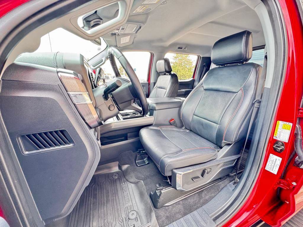 Used 2023 Ford F250 Lariat w/ Sport Appearance Package image 29