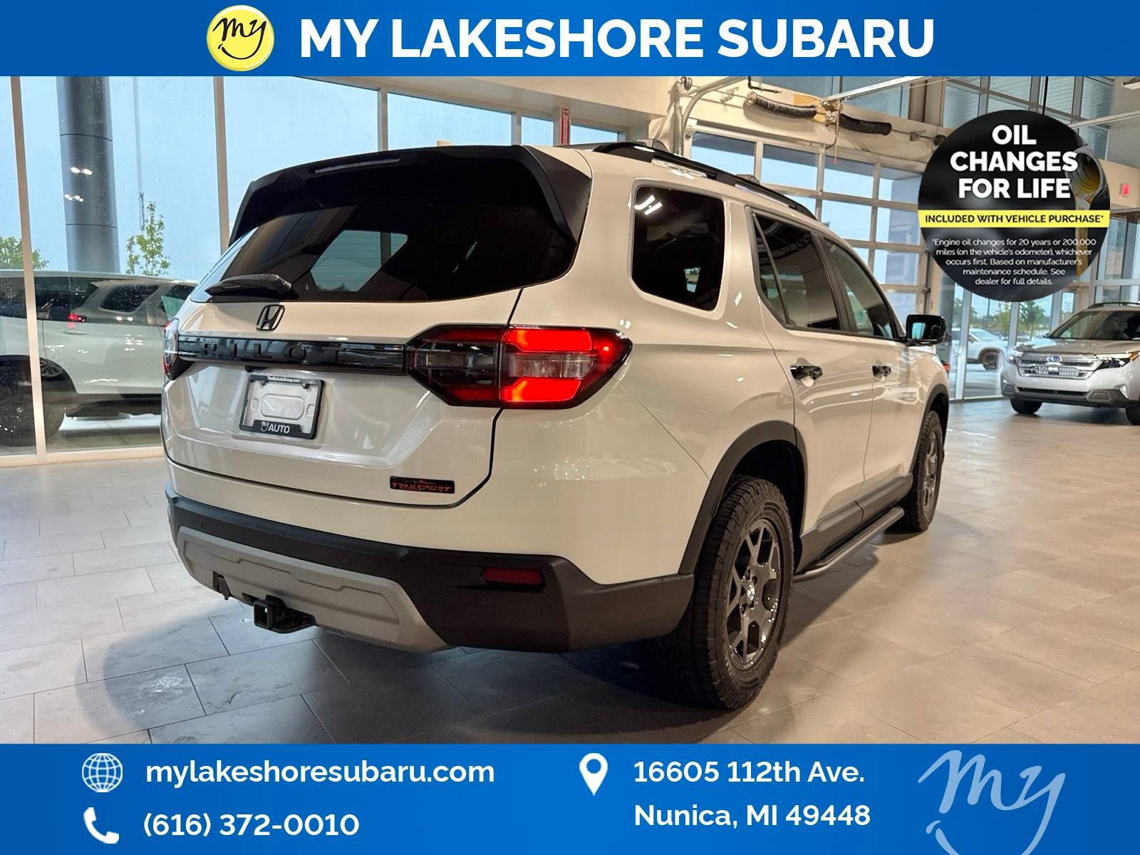 Used 2025 Honda Pilot TrailSport image 7