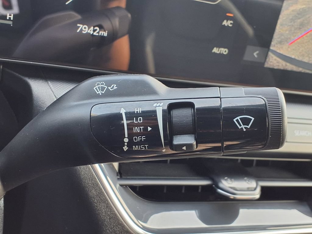 Certified 2025 Kia K4 EX FWD image 16