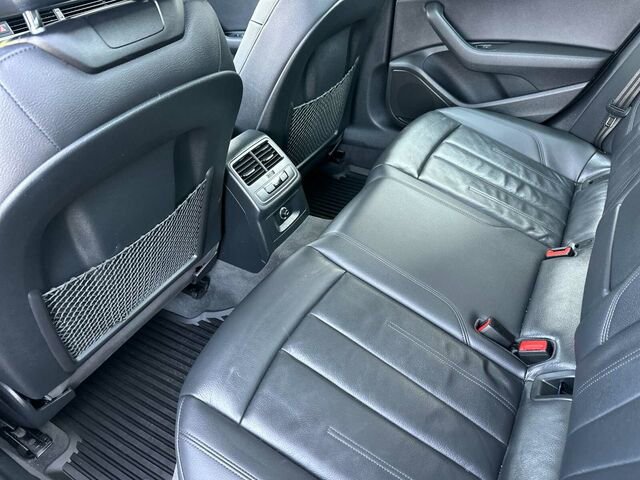 Used 2019 Audi A4 2.0T Premium w/ Convenience Package image 14