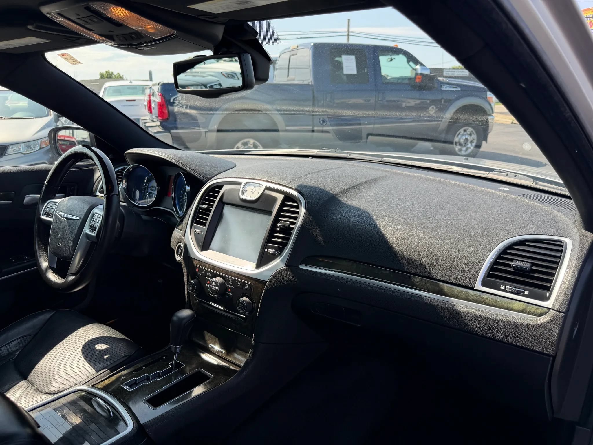 Used 2011 Chrysler 300 C w/ Sound Group AWD/4WD image 15