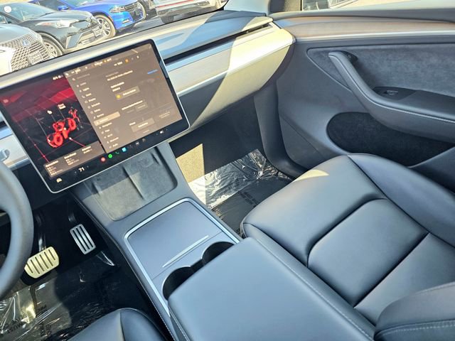 Used 2024 Tesla Model Y Performance AWD/4WD image 30