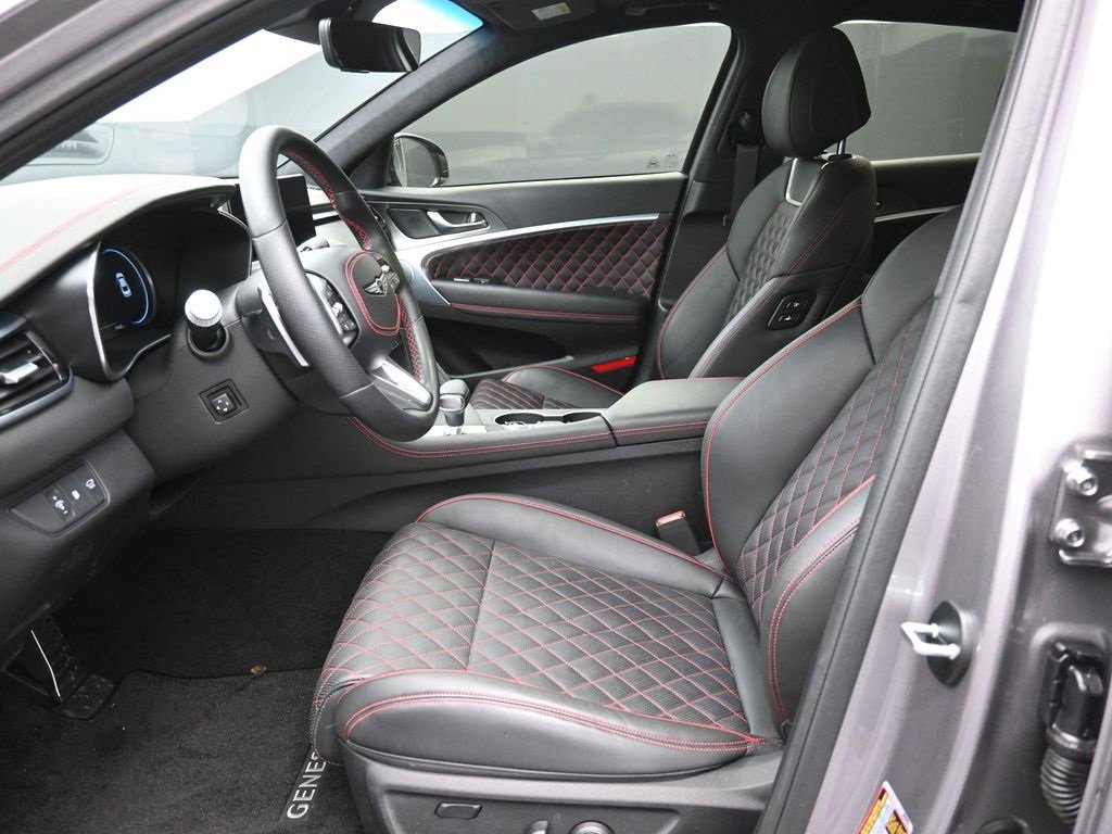 Used 2024 Genesis G70 3.3T Advanced w/ Sport Prestige Package image 21