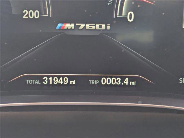 Used 2019 BMW M760i xDrive w/ Luxury Rear Seating Package image 11