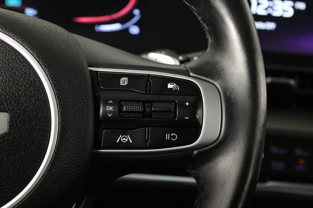 Used 2023 Kia Sportage EX w/ EX Premium Package image 29