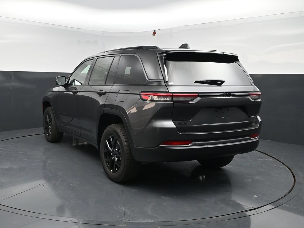 New 2026 Jeep Grand Cherokee Altitude AWD/4WD image 5