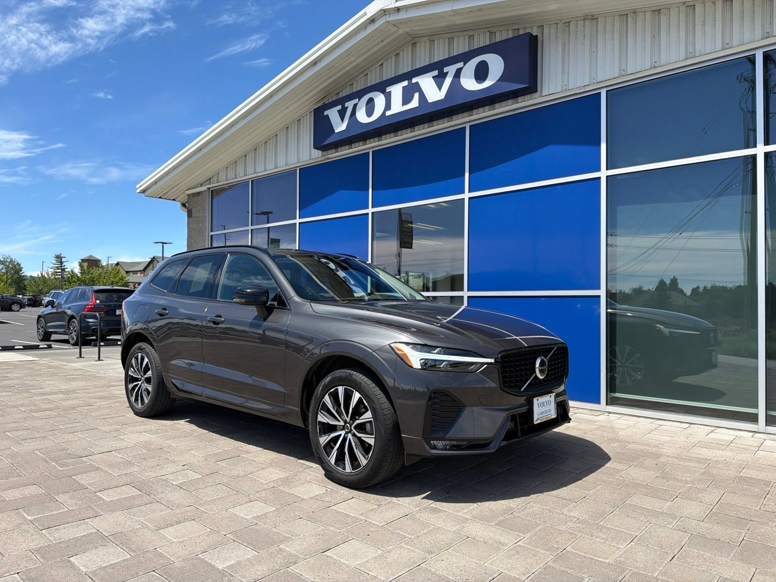 Used 2024 Volvo XC60 B5 Core w/ Protection Package Premier
