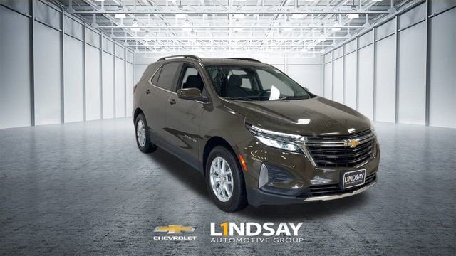 Used 2023 Chevrolet Equinox LT image 4