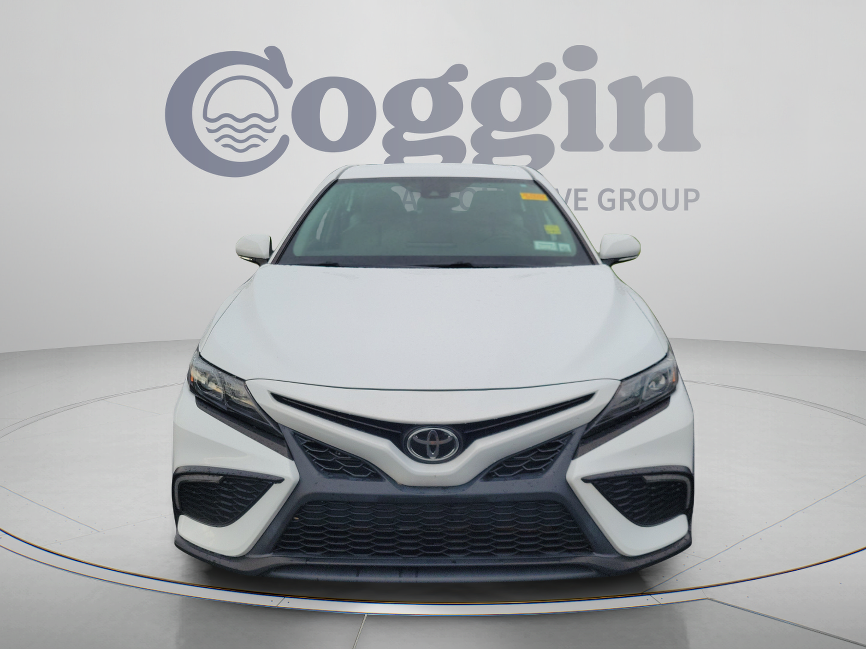 Used 2023 Toyota Camry SE AWD/4WD image 10