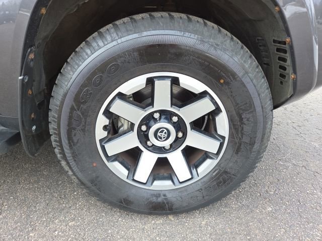 Used 2020 Toyota 4Runner TRD Off-Road image 69