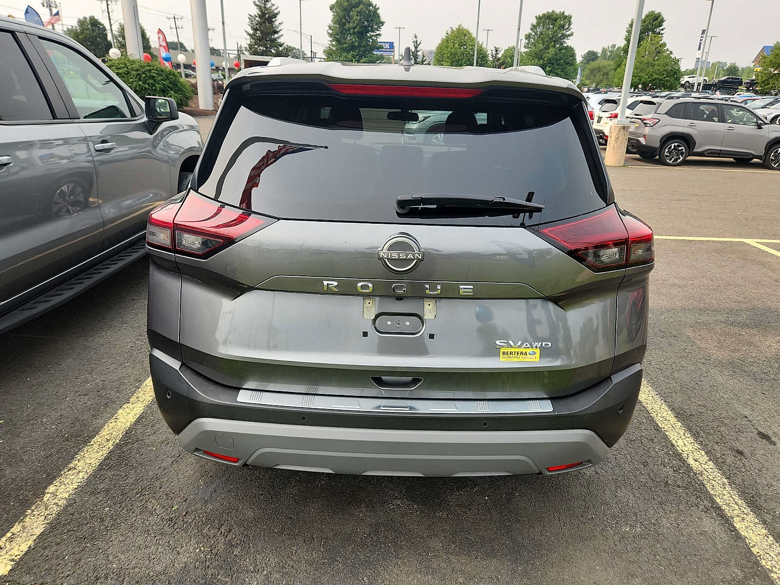 Used 2023 Nissan Rogue SV w/ SV Premium B Package AWD/4WD image 5
