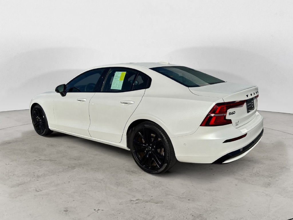 Certified 2024 Volvo S60 B5 Plus w/ Climate Package AWD/4WD image 4