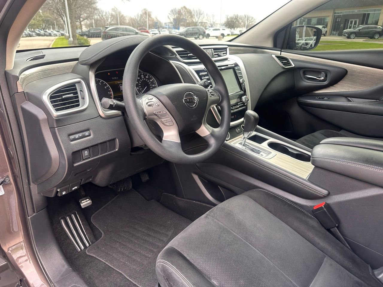Used 2018 Nissan Murano S image 21