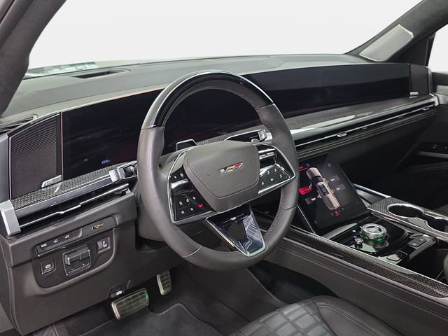 Used 2026 Cadillac Escalade ESV V w/ LPO, ONYX Package AWD/4WD image 16