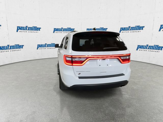 Used 2023 Dodge Durango SXT AWD/4WD image 9