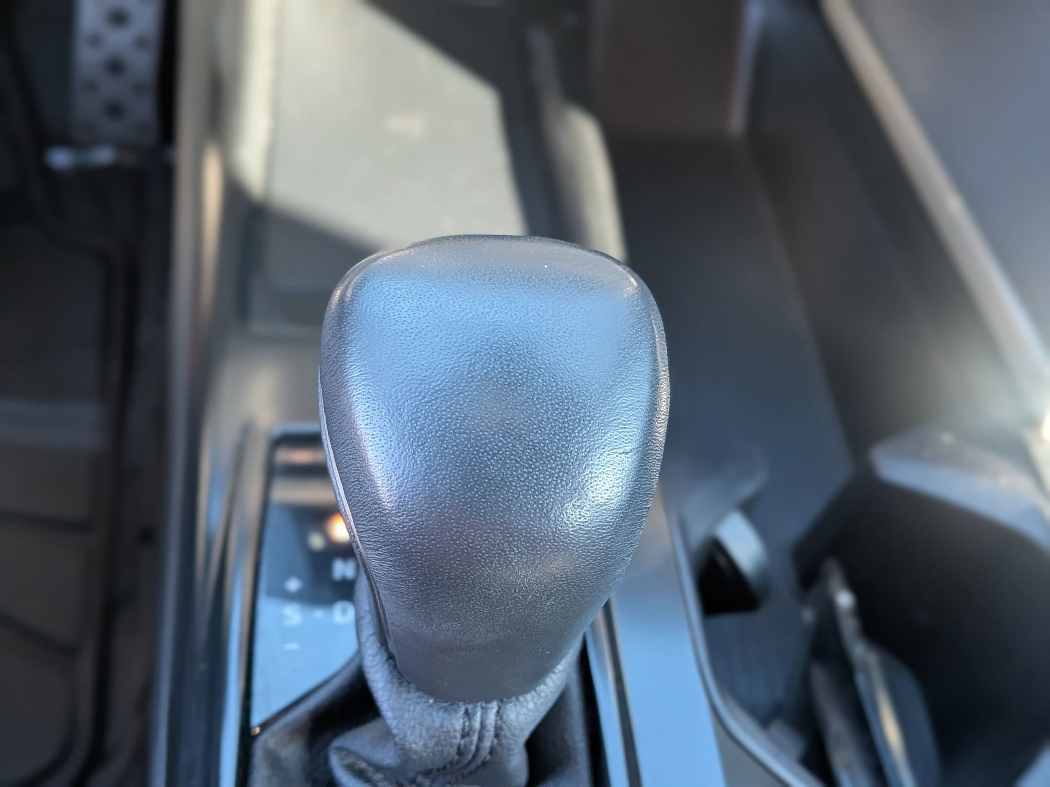 Used 2025 Toyota Camry SE image 31