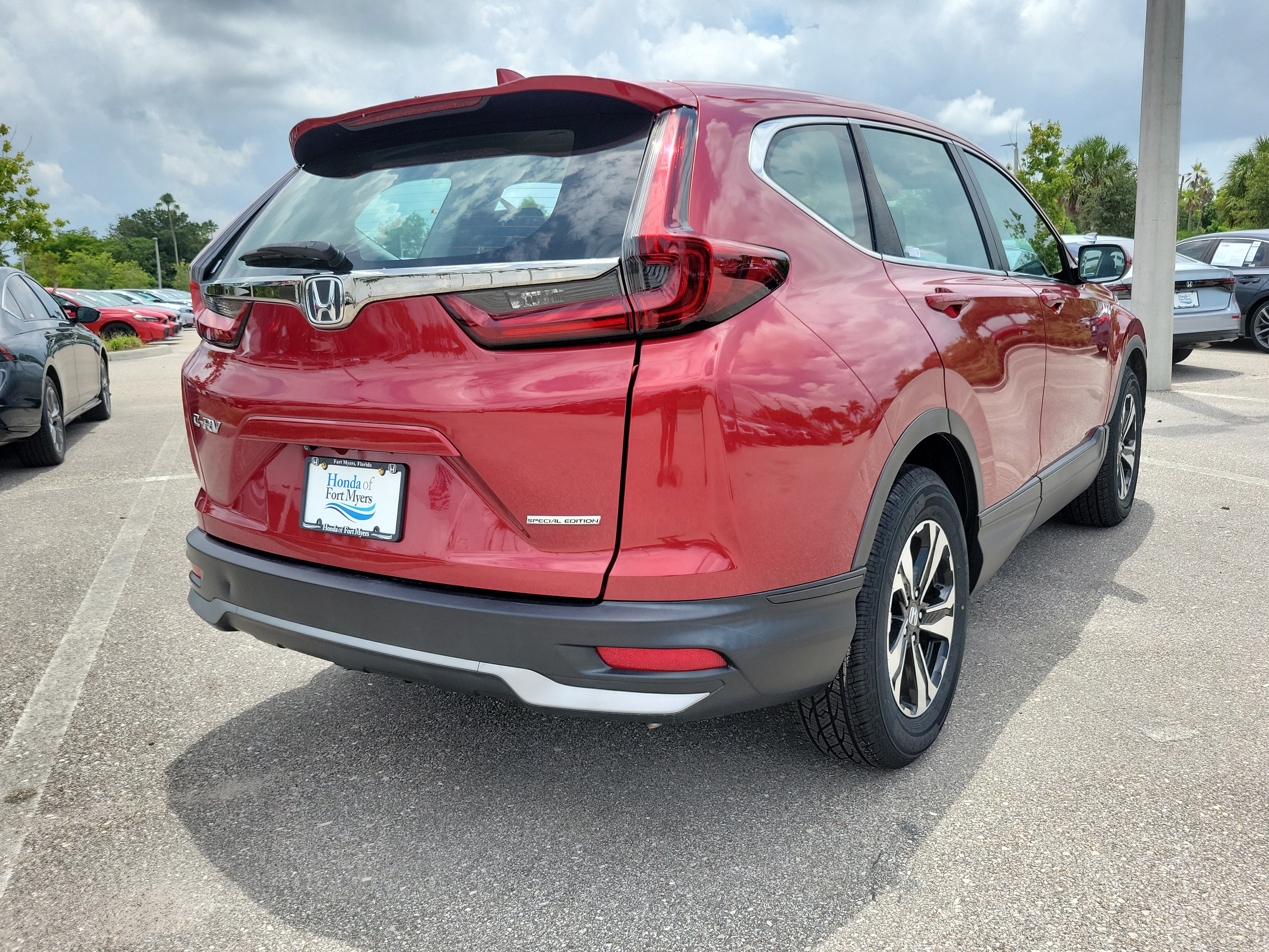 Used 2022 Honda CR-V Special Edition image 6